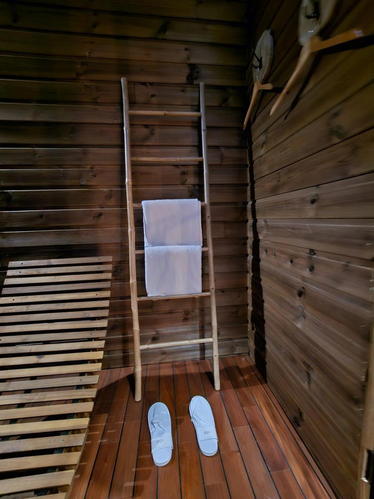 Le Chalet Loft Spa 加来 外观 照片